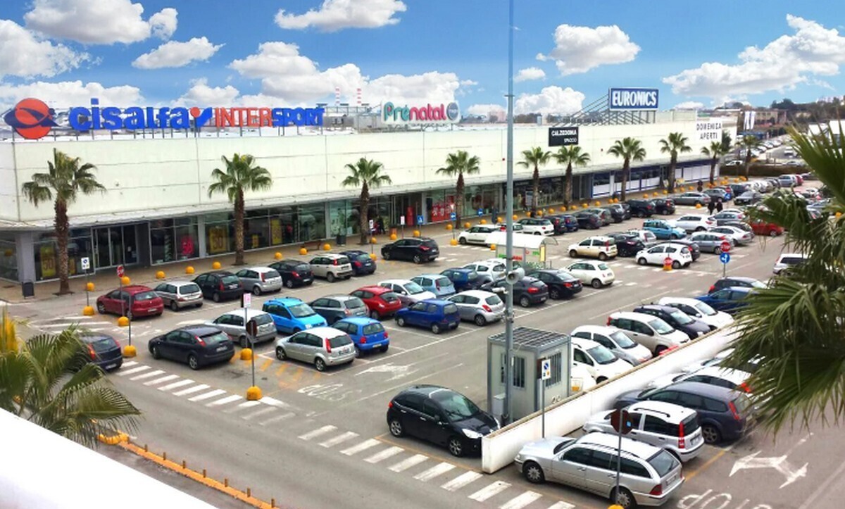 Nhood leasing specializzato Accordo polacco centri commerciali 1