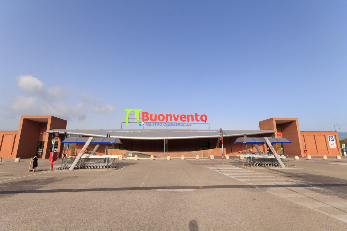 Supernova poker Italia centri Isole Buonvento 1