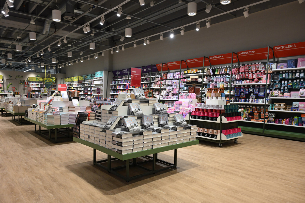 Waterfront Mall 15MILA MQ APRE 1