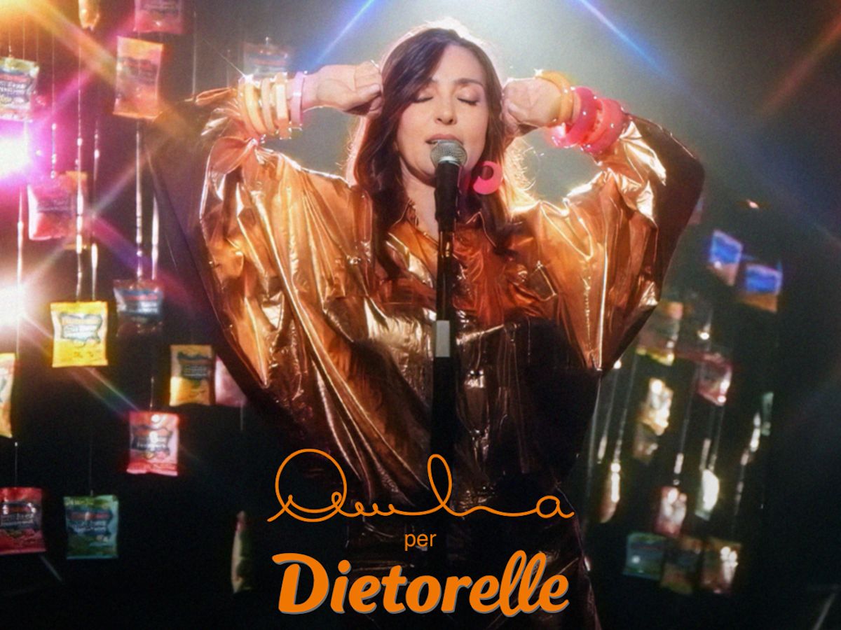 Dietorelle: Ambra Angiolini firma e interpreta il jingle della nuova campagna