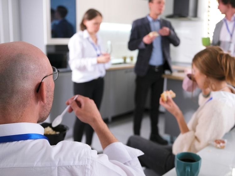 Dalla tradizione del tramezzino ai servizi per aziende: il modello che parla a Torino
