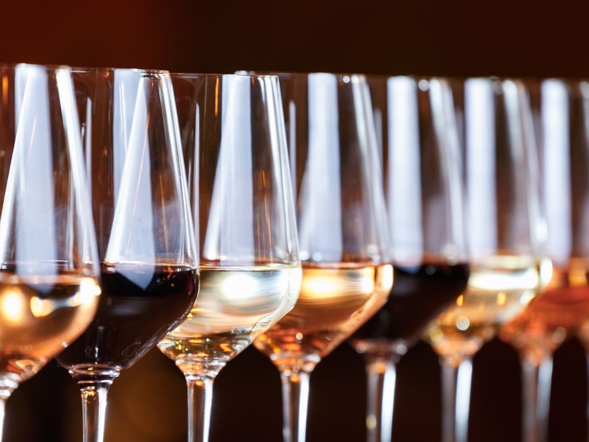 Vino, cambiano le occasioni di consumo e cresce l'interesse per il no/low alcohol