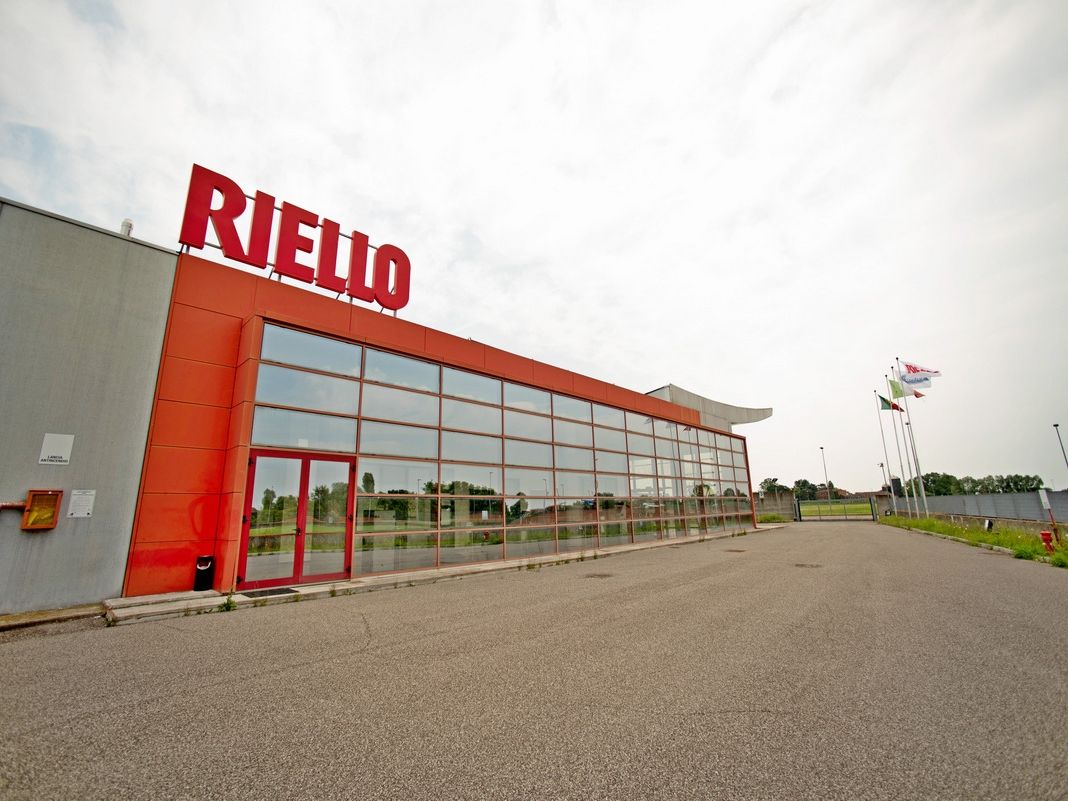 Ariston conclude l’acquisto di Riello: operazione da 370 milioni di euro