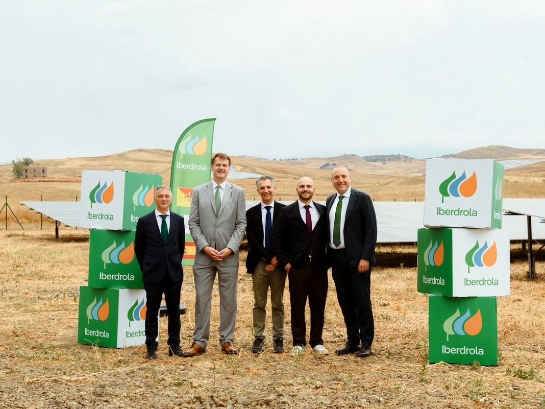 Pam Panorama copre tutta la rete con il fotovoltaico Iberdola