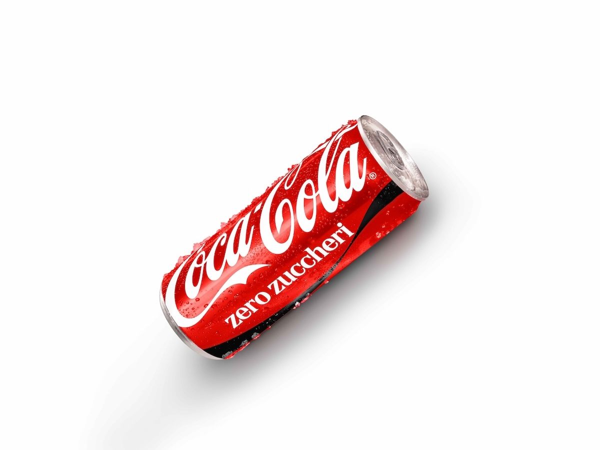 Coca-Cola evolve la propria identità visiva per rafforzare la distintività del brand