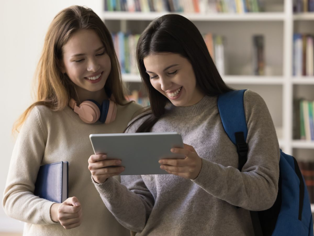 Indagine DoveConviene: per il back-to-school lo zaino degli studenti è sempre più hi-tech