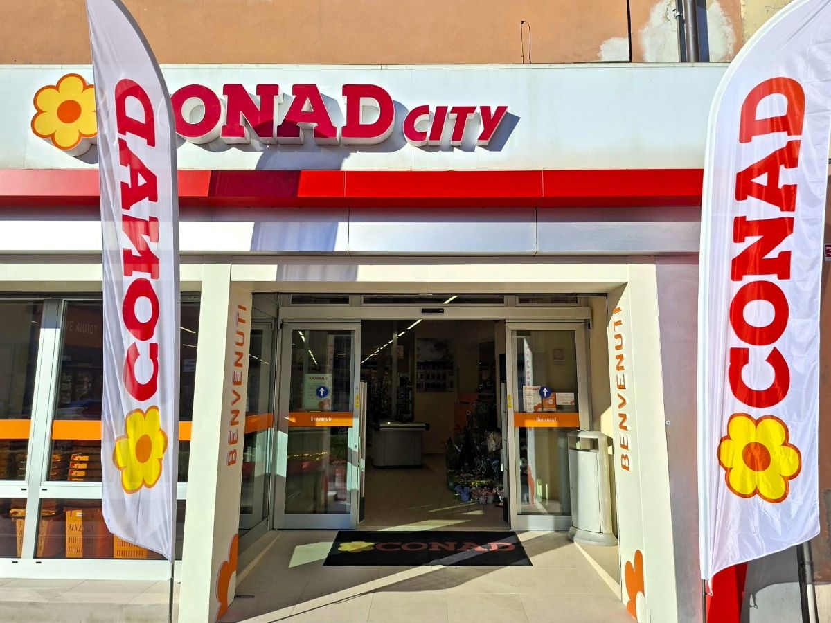 Il Conad City di Figline Valdarno (Fi) riapre dopo un importante intervento di ristrutturazione
