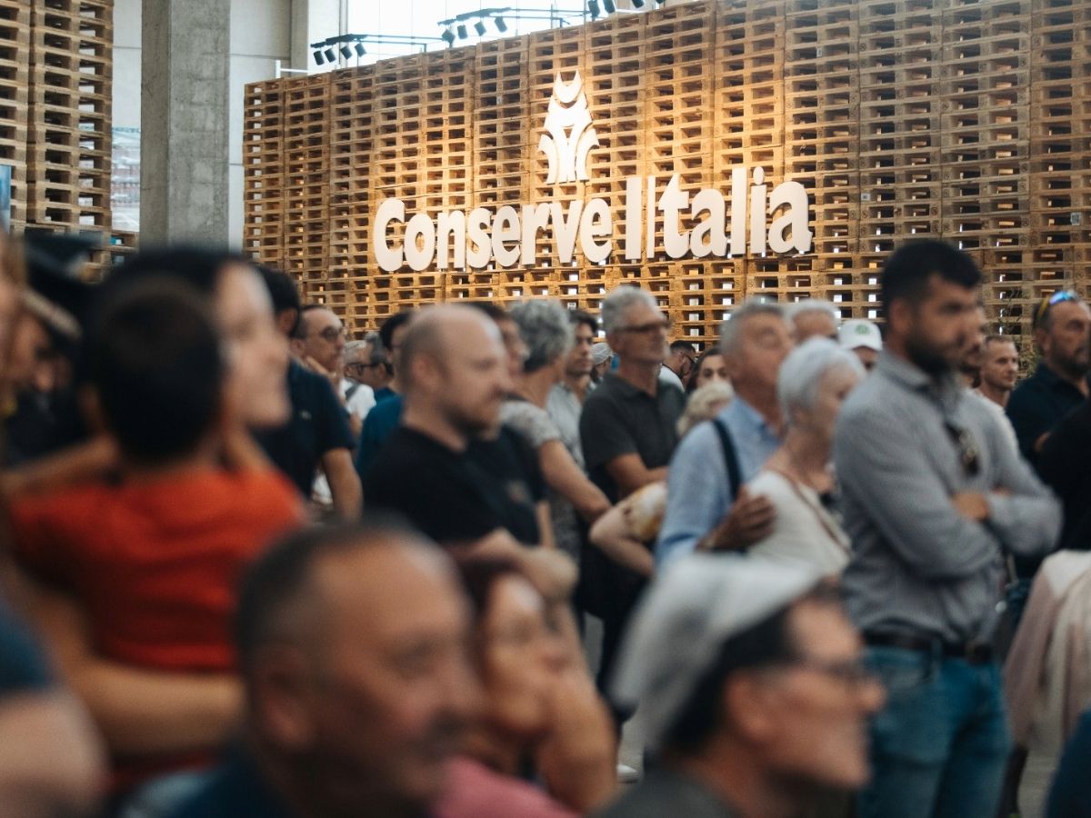 Conserve Italia apre le porte della smart factory di Pomposa: oltre 2.000 persone all'open day