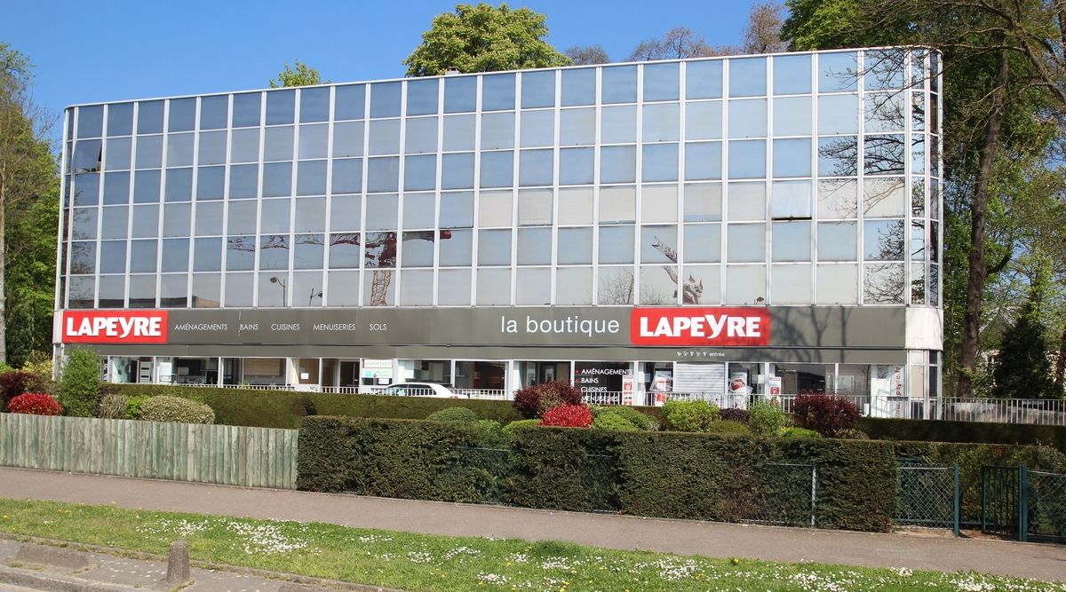 Cordata italiana per acquisire Lapeyre: fra gli investitori Bricofer e Conforama