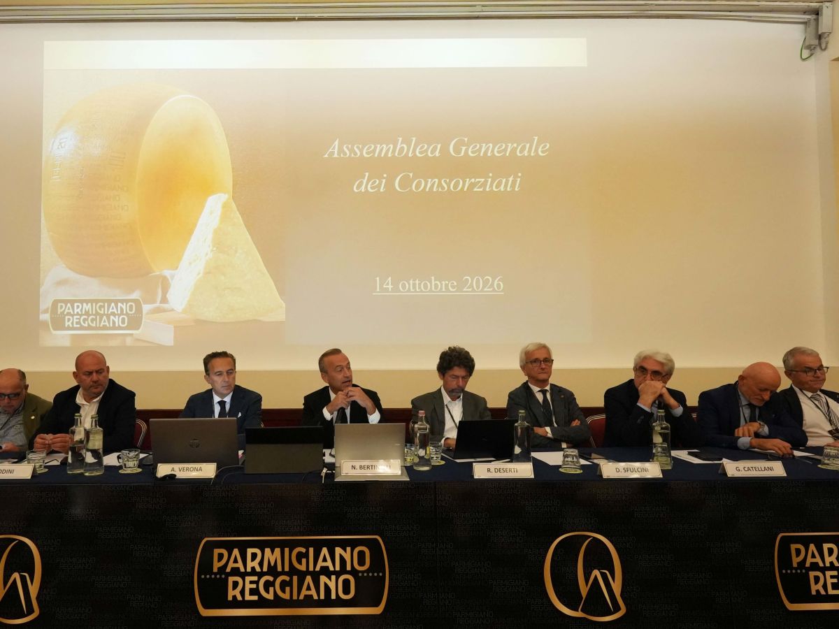Parmigiano Reggiano: la produzione corre troppo (+5,2%). Giro di vite del Consorzio