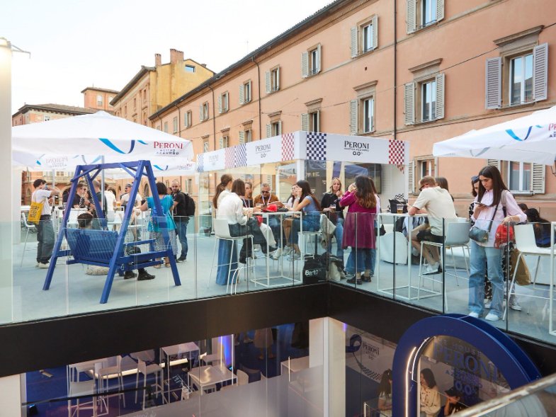 Apre a Milano The House of Peroni Nastro Azzurro 0.0%