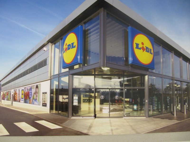 Apre al pubblico il Lidl di Olgiate Comasco