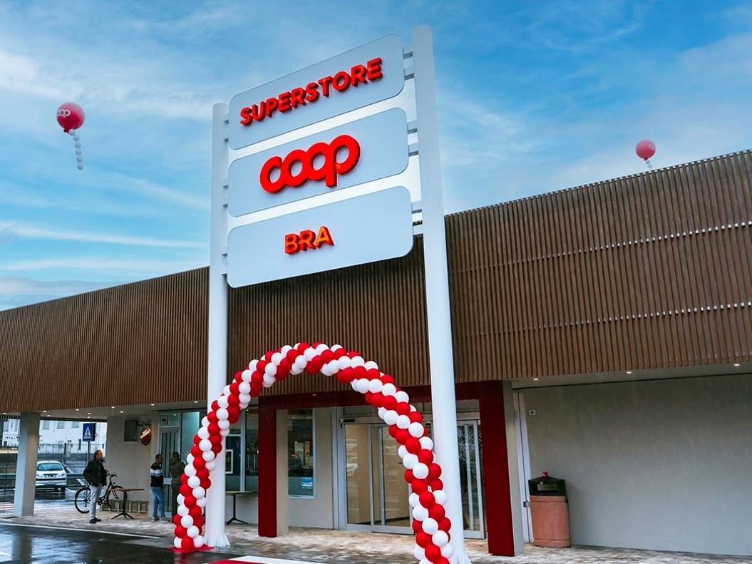 La Coop di Bra diventa superstore