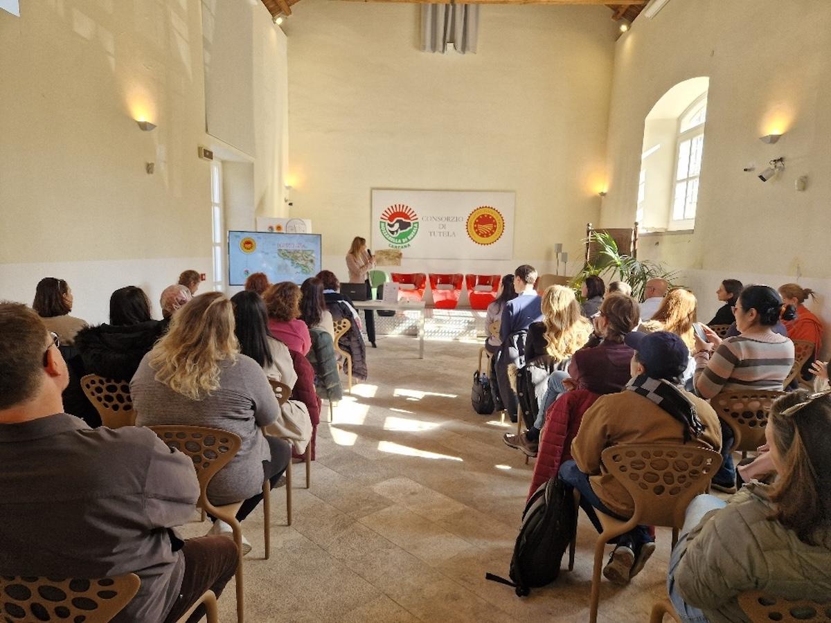 Una delegazione Fao in visita al Consorzio della Mozzarella di Bufala Campana Dop