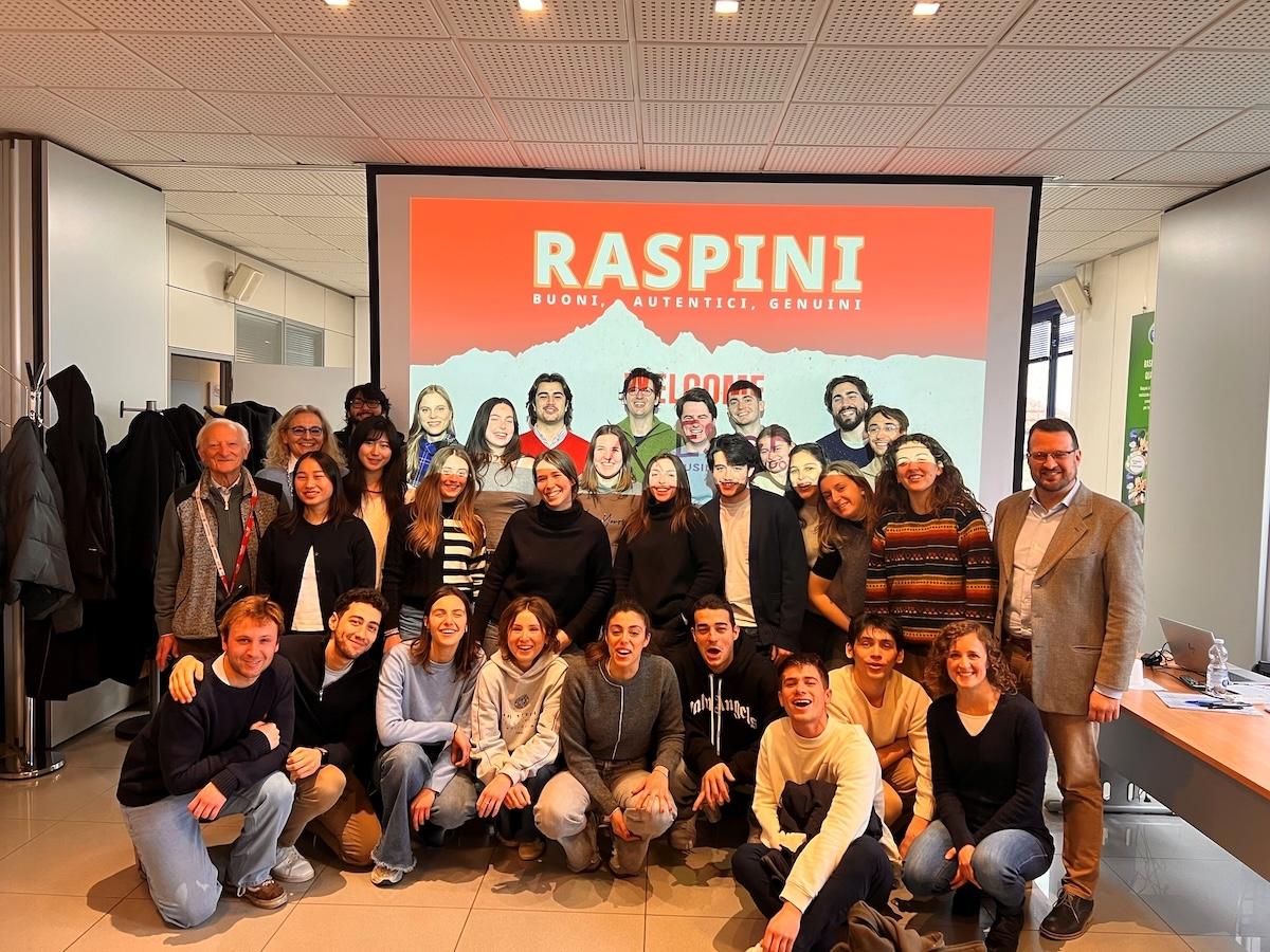 Raspini apre le porte agli studenti dell’Escp Business School di Torino