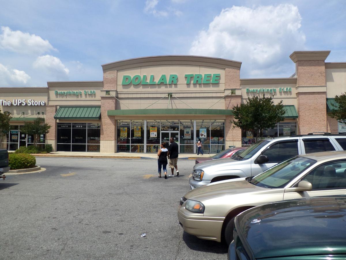 Dollar Tree (s)vende Family Dollar