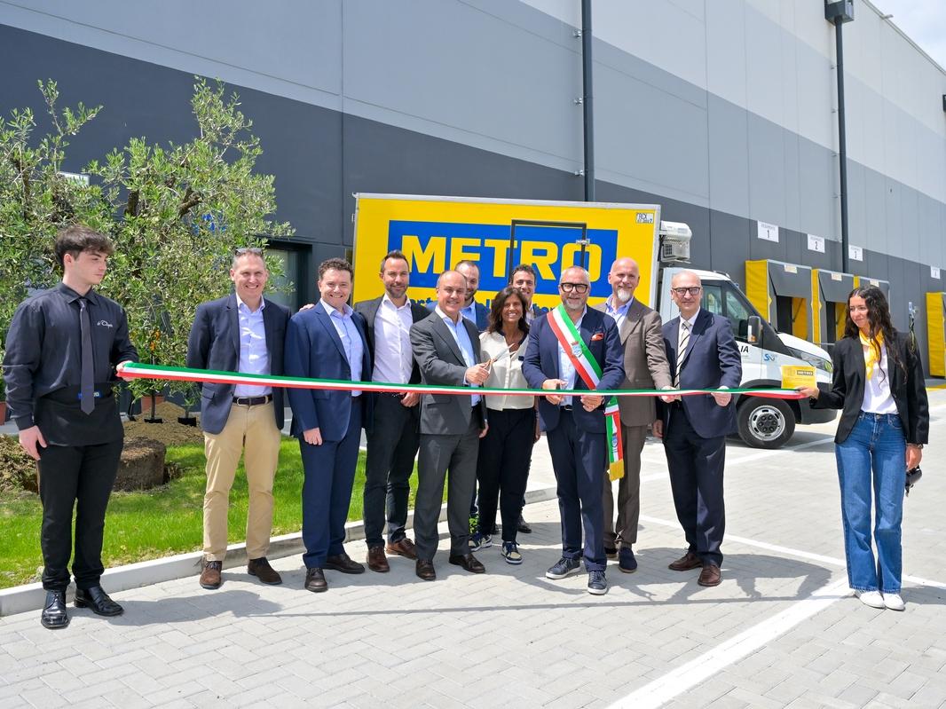 Inaugurato a Pontedera il terzo deposito Fsd in Italia Un doppio gol per Metro Italia