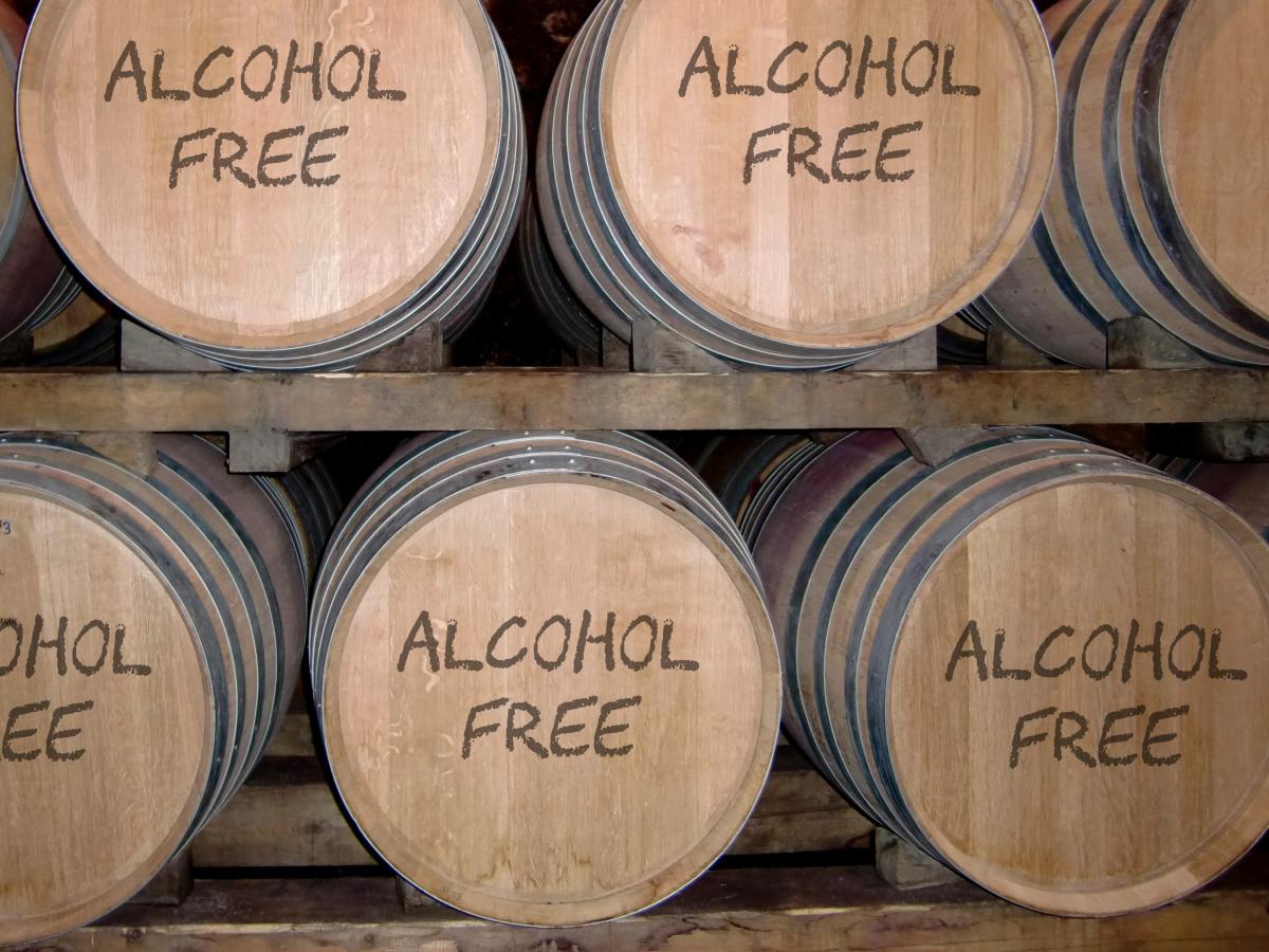 Vino dealcolato: arriva il nuovo decreto