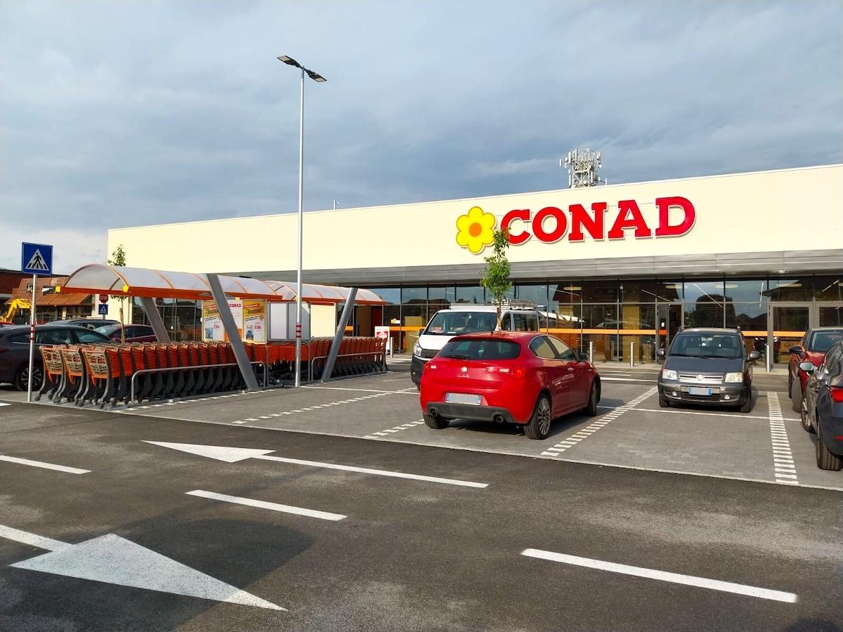 A Cavour (To) inaugura un nuovo Conad
