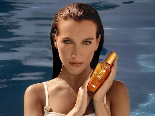 L'Oréal Paris dà il via alla campagna di Elvive Olio Straordinario "Ovunque ti porti l'estate" - Distribuzione Moderna L'Oréal Paris dà il via alla campagna di Elvive Olio Straordinario "Ovunque ti porti l'estate" - Distribuzione Moderna