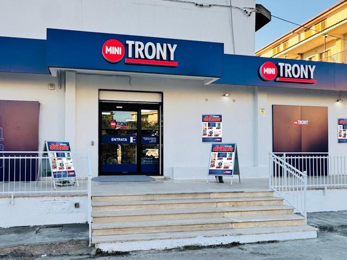 Trony inaugura un Mini Trony a Trebisacce (Cs) - Distribuzione Moderna