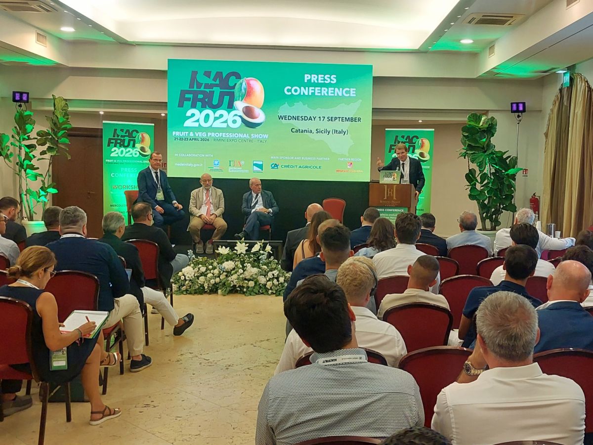 Macfrut diventa più grande e si sposta in aprile. Il 40% di espositori esteri 