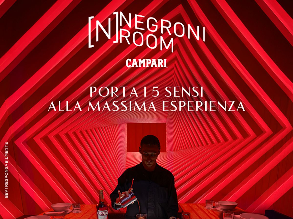 La “Negroni room experience” di Campari approda a Roma per celebrare l'iconico cocktail