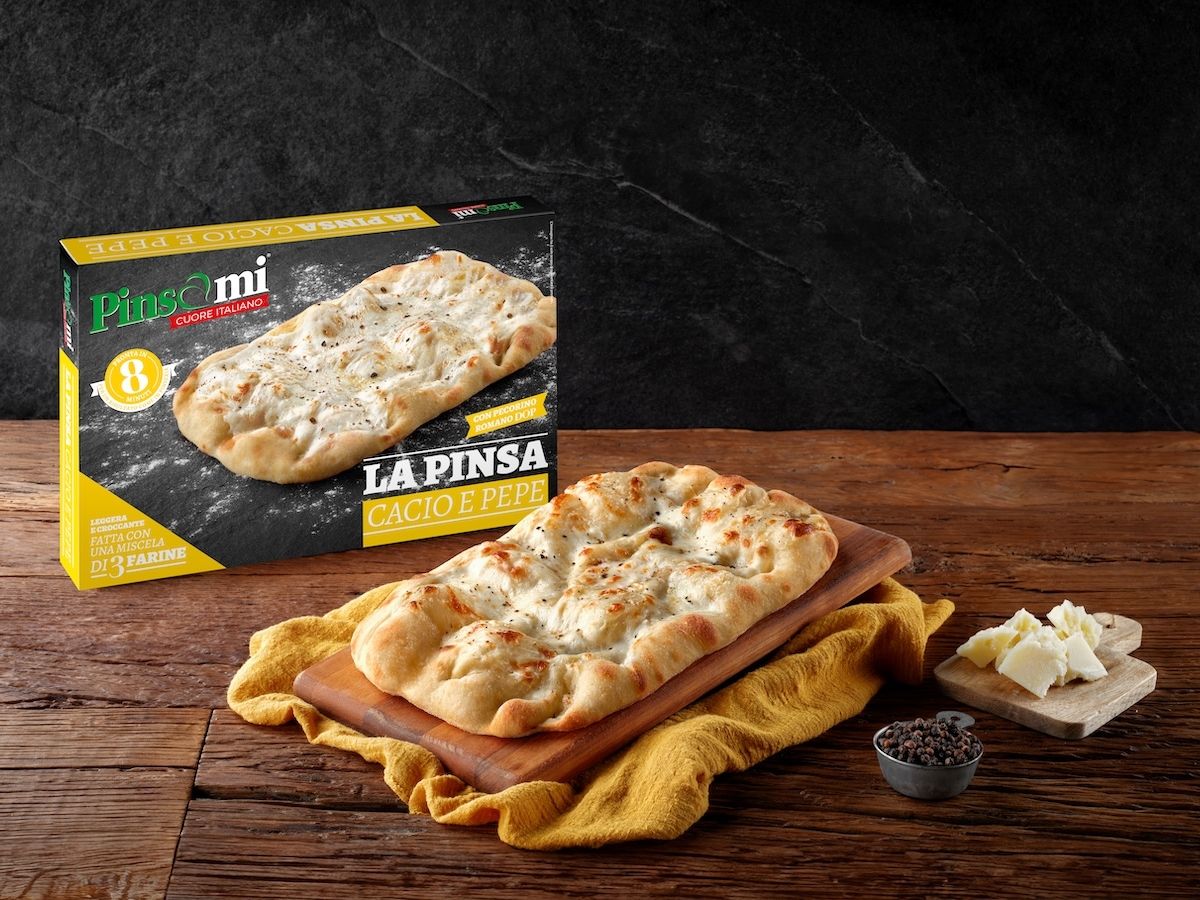 Pinsami amplia la gamma delle "Farcite" con la Pinsa cacio e pepe
