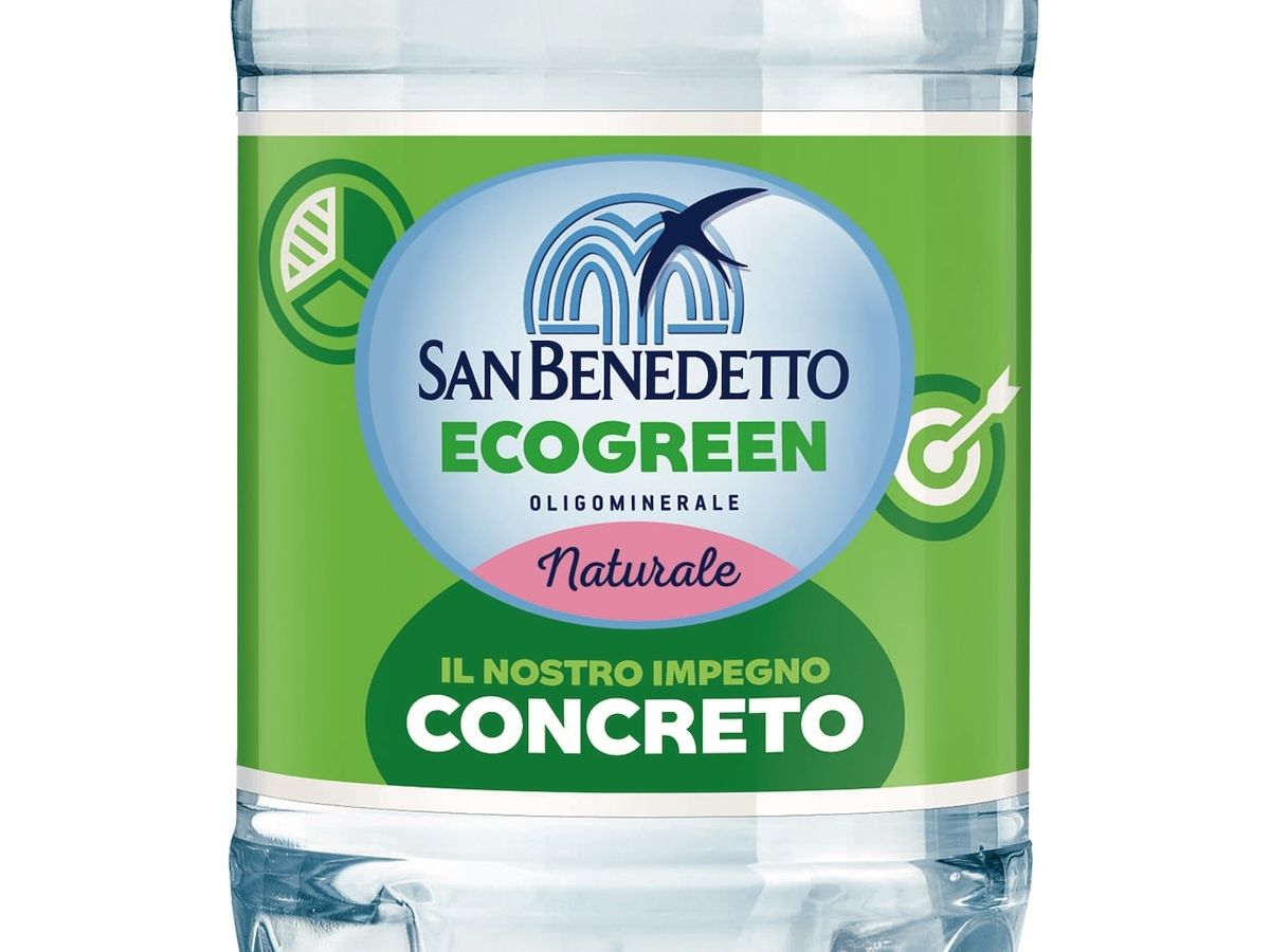 Acqua Minerale San Benedetto corre insieme agli atleti della Venice Marathon