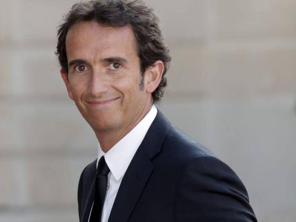 Alexandre Bompard, ceo di Carrefour Group  Gruppo Carrefour, vendite a 66,2 miliardi in 9 mesi. Italia fuori dal bilancio
