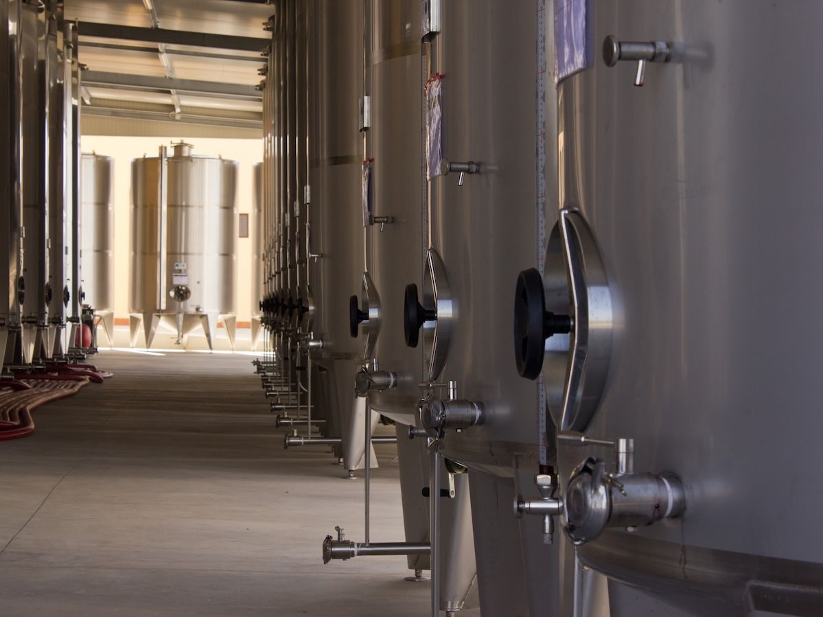 Vinicola Antonio Divella: Mack &amp; Schühle Italia acquisisce il 75% delle quote