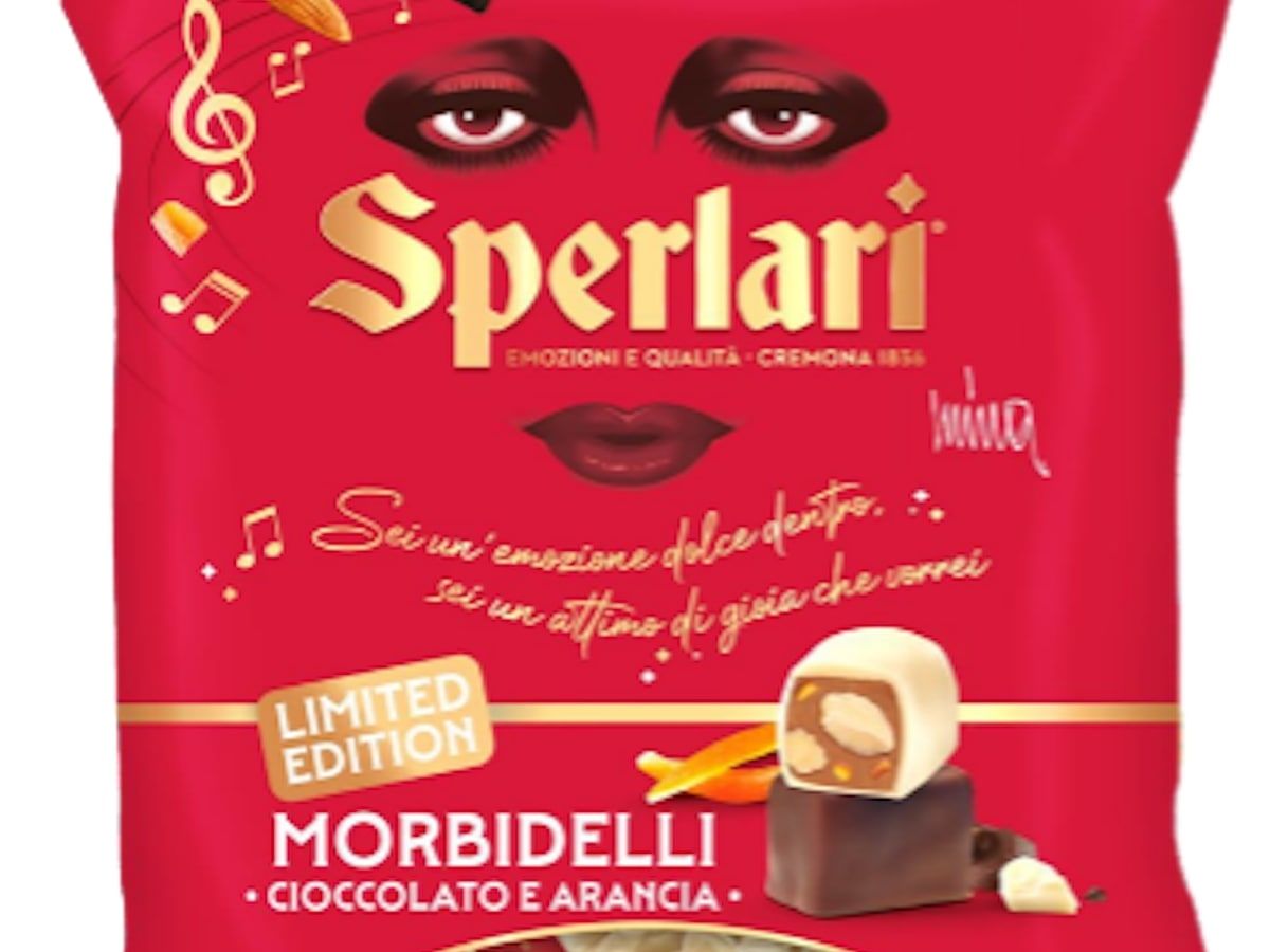 Sperlari celebra il Natale con la nuova identità di marca, la collaborazione con Mina e novità