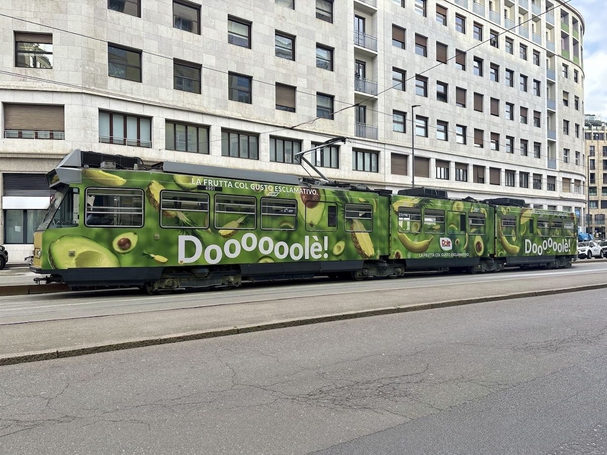 La frutta fresca cresce e Dole Italia torna con una campagna outdoor