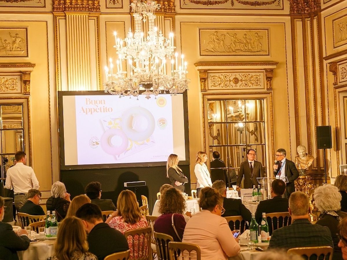 Mozzarella Dop, si chiude il tour in Europa con eventi e seminari per rafforzare l’export