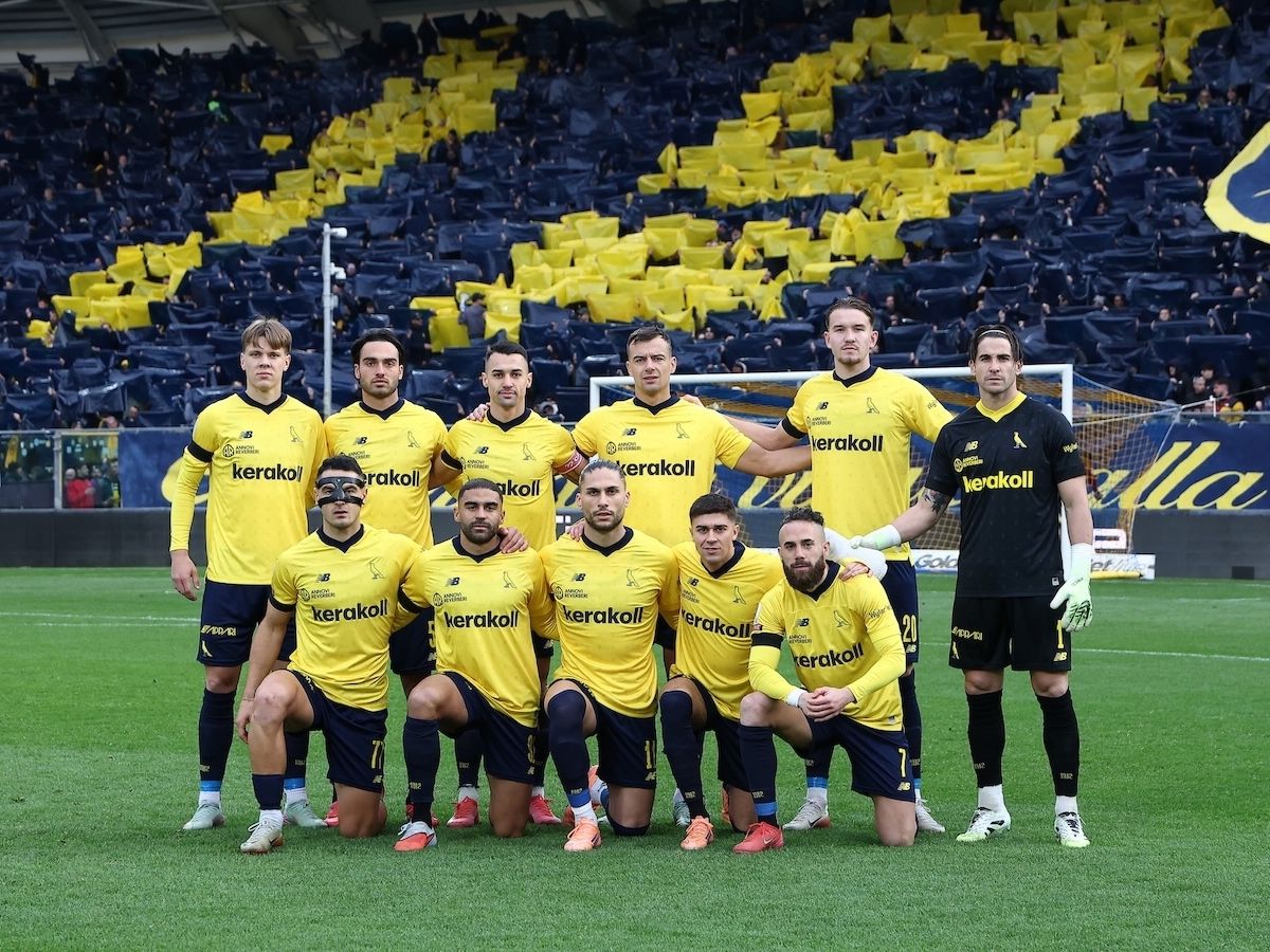 Fini supporta il Moderna F.c.: condivisione di colori e valori 