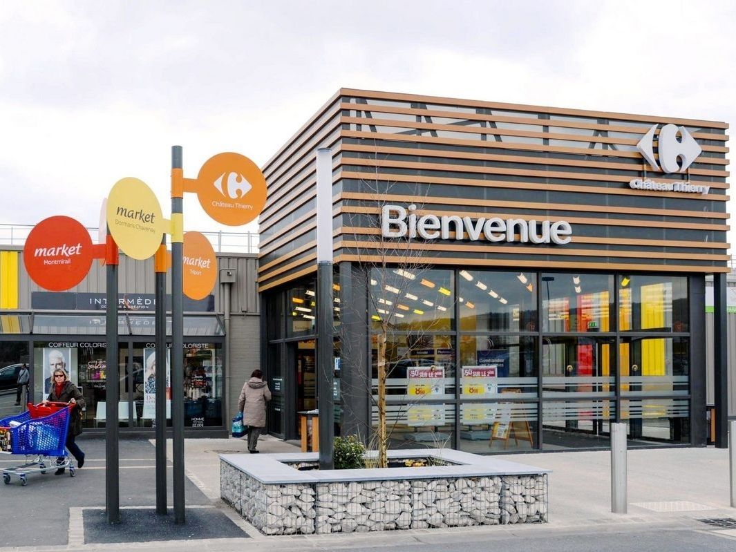 Carrefour e Carmila: JCDecaux sviluppa il retail media in oltre 250 centri commerciali