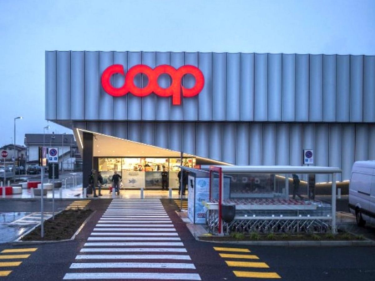 Officine Mak vende a Coop Lombardia area per media struttura di vendita a Bollate