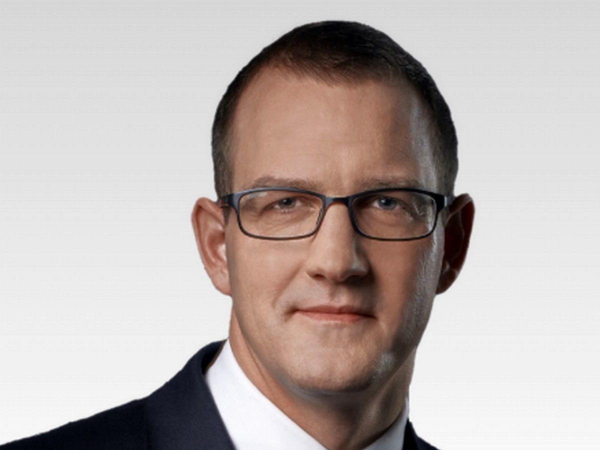 Fnac Darty: Daniel Kretinsky Lancia un’Opa per blindare il capitale