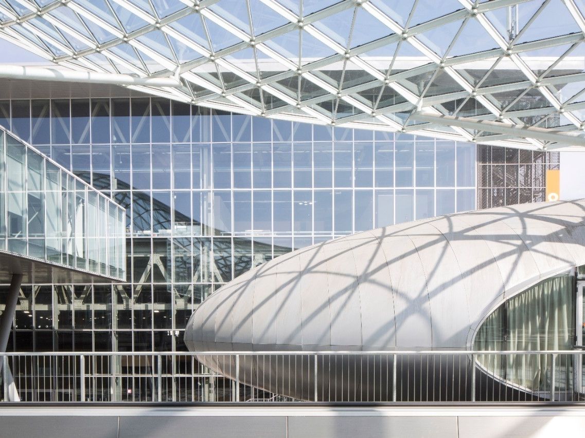 Fiera Milano chiude l’anno migliore di sempre. L’utile sale a tripla cifra