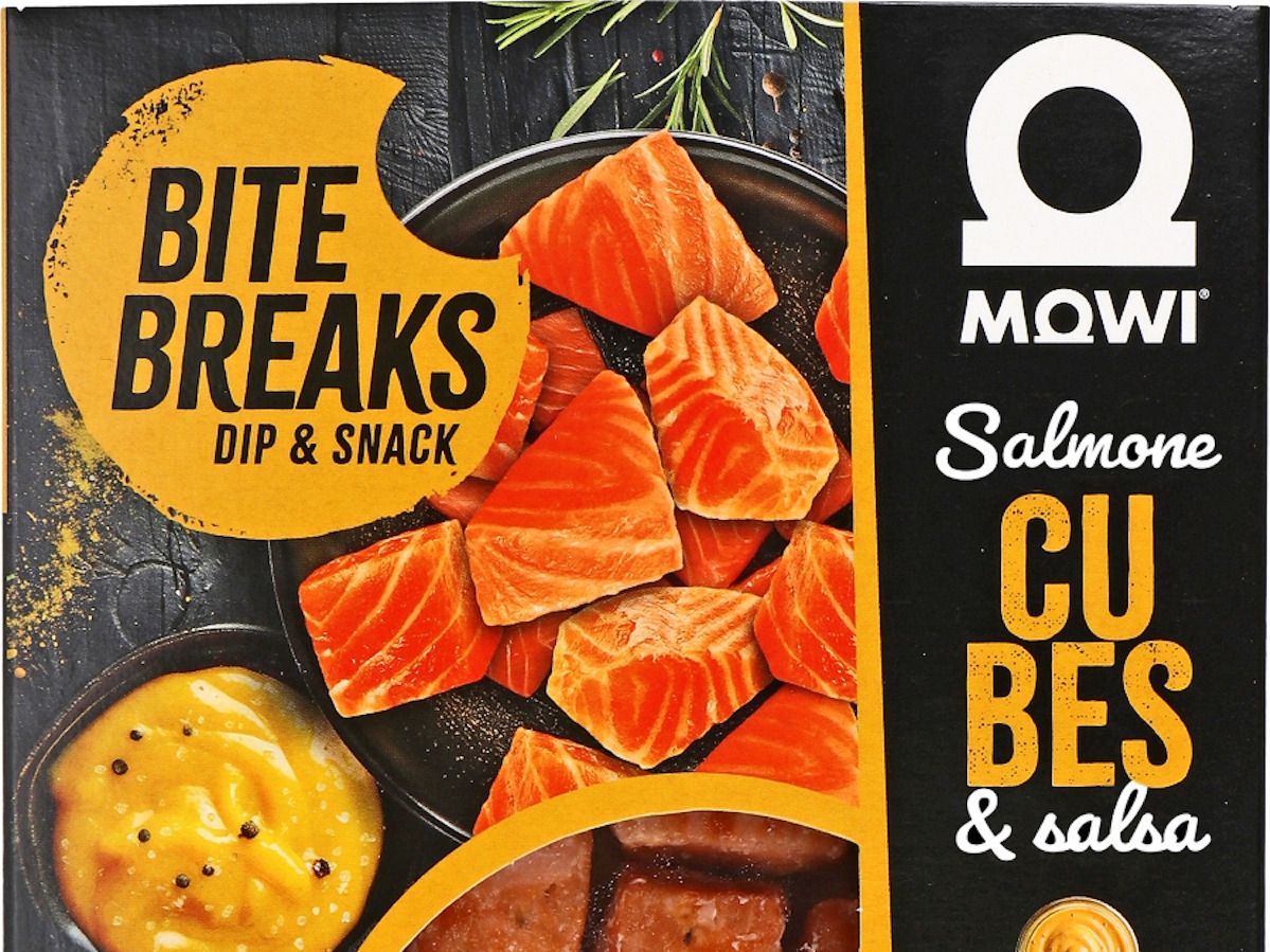 Mowi amplia l’offerta con una novità in formato aperitivo: Mowi Salmon cubes &amp; salsa