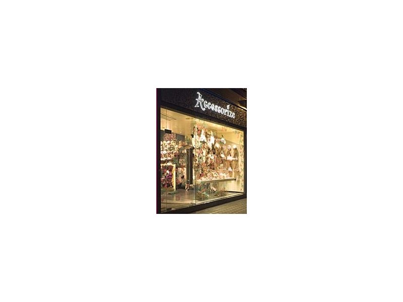 Grandi espansioni estere per i retailer inglesi Grandi espansioni estere per i retailer inglesi
