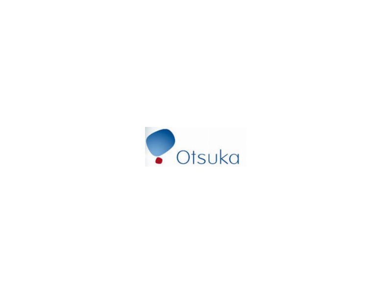 Otsuka si tuffa nell'acqua Otsuka si tuffa nell'acqua