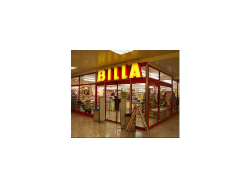 Billa ne combina una bella