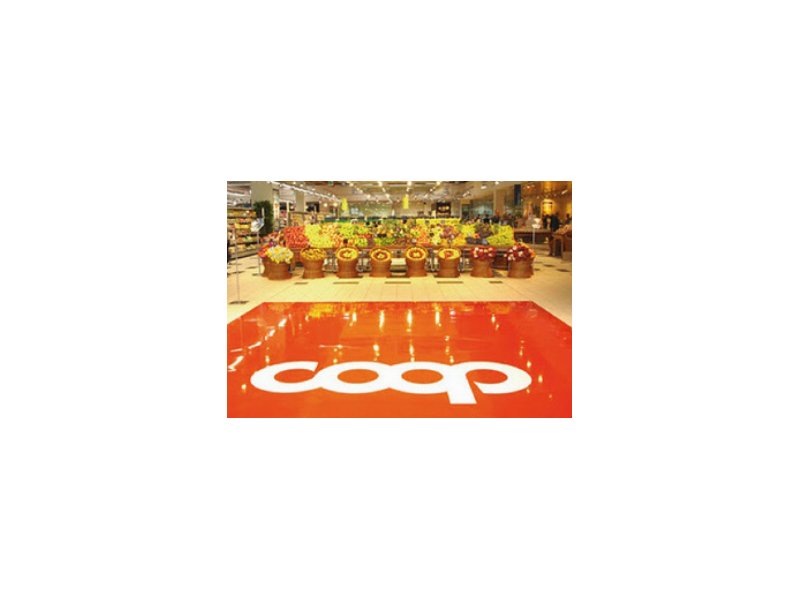Coop Svizzera apre la prima stazione drive-in per i pendolari Coop Svizzera apre la prima stazione drive-in per i pendolari