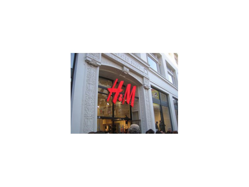 Doppia apertura per H&M