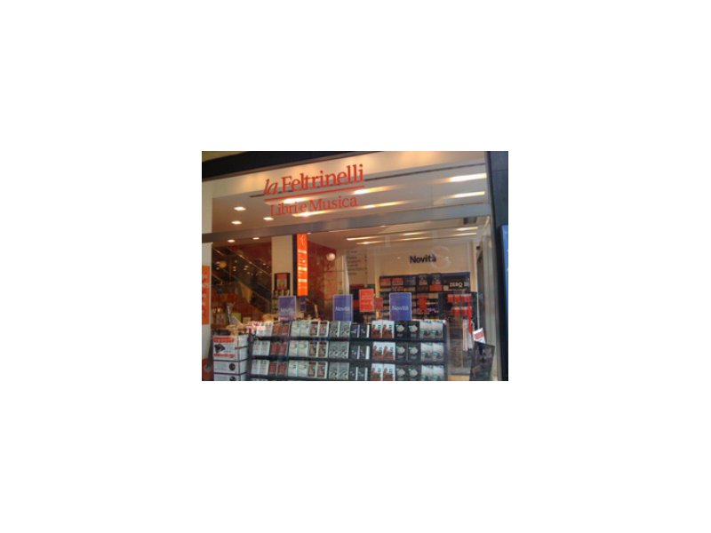 Feltrinelli punta a Spagna e Sudamerica tramite La Central Feltrinelli punta a Spagna e Sudamerica tramite La Central