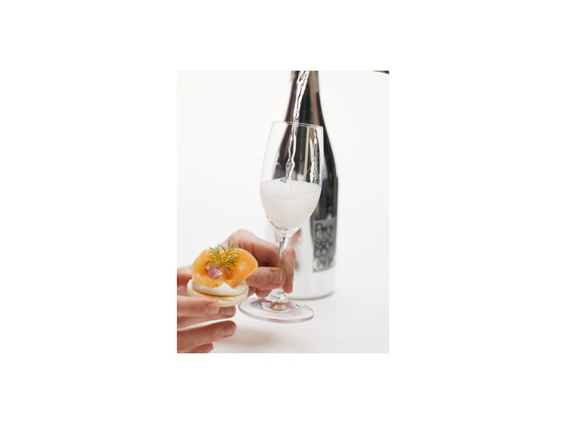 Lo spumante italiano batte lo champagne Lo spumante italiano batte lo champagne