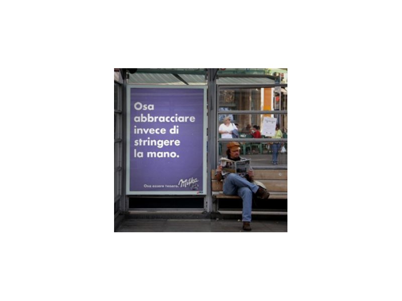 Milka invita i milanesi a essere teneri Milka invita i milanesi a essere teneri