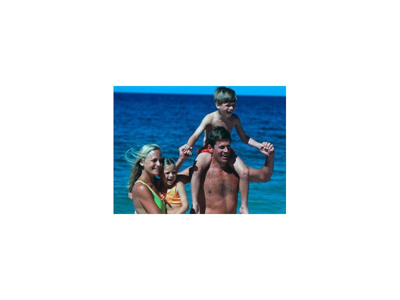 Nielsen: vacanze low cost per gli italiani tra ombrelloni e carrelli Nielsen: vacanze low cost per gli italiani tra ombrelloni e carrelli