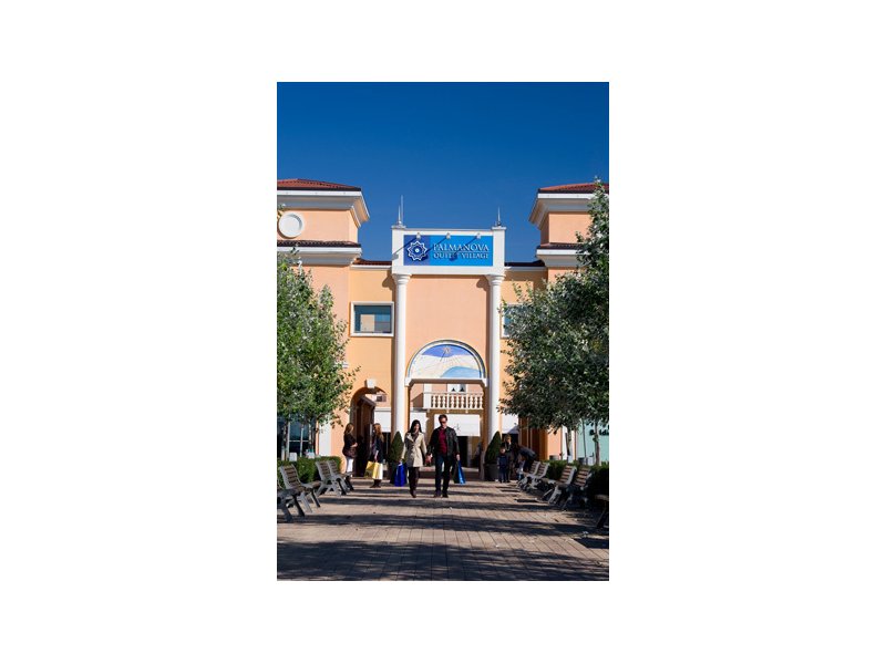 Palmanova outlet village: nel 2010 crescono le presenze e aumenta il fatturato